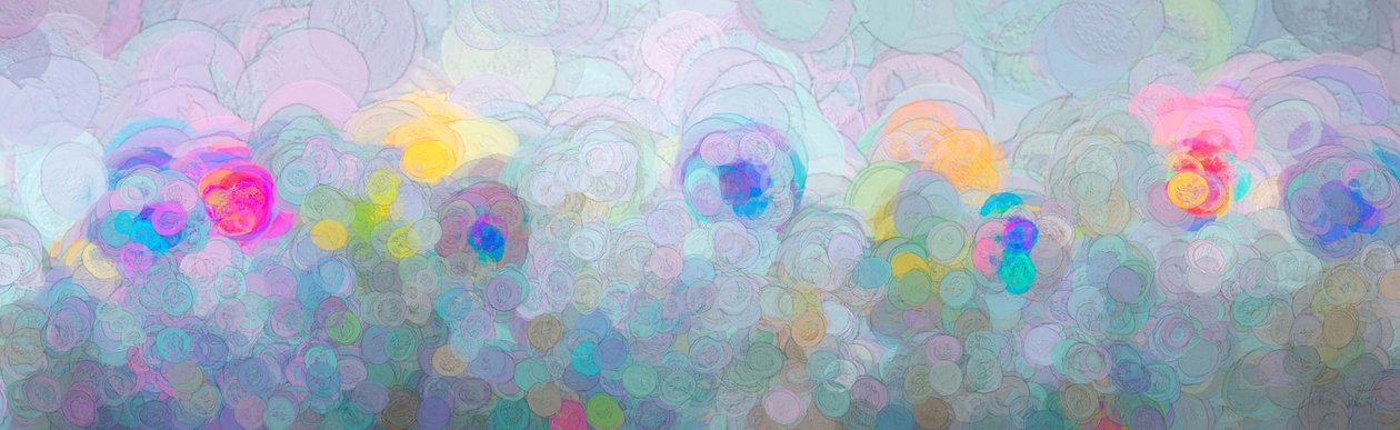 Loop the Loop, 2018, od Helen White