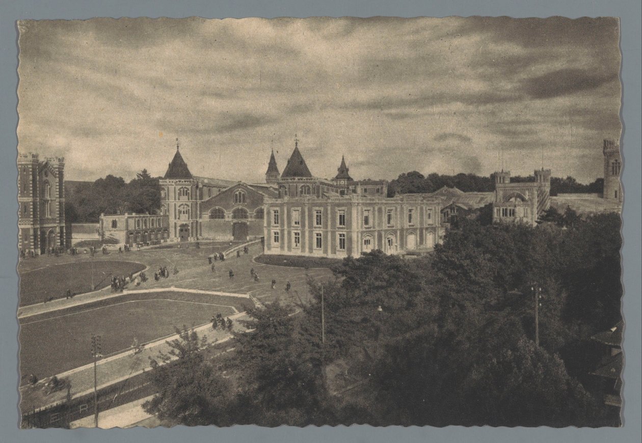 Celkový pohled na provozovny (název na objektu) od Helio Cachan