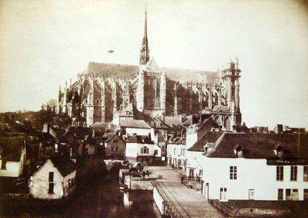 Katedrála v Amiens, kolem 1851-52 (kalotypie) od Henri Jean Louis Le Secq