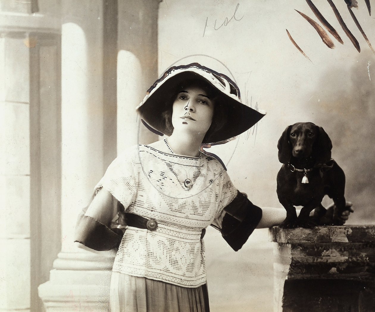 Portrét francouzského herce Pierra Frondaie v divadelní roli Michelle. od Henri Manuel