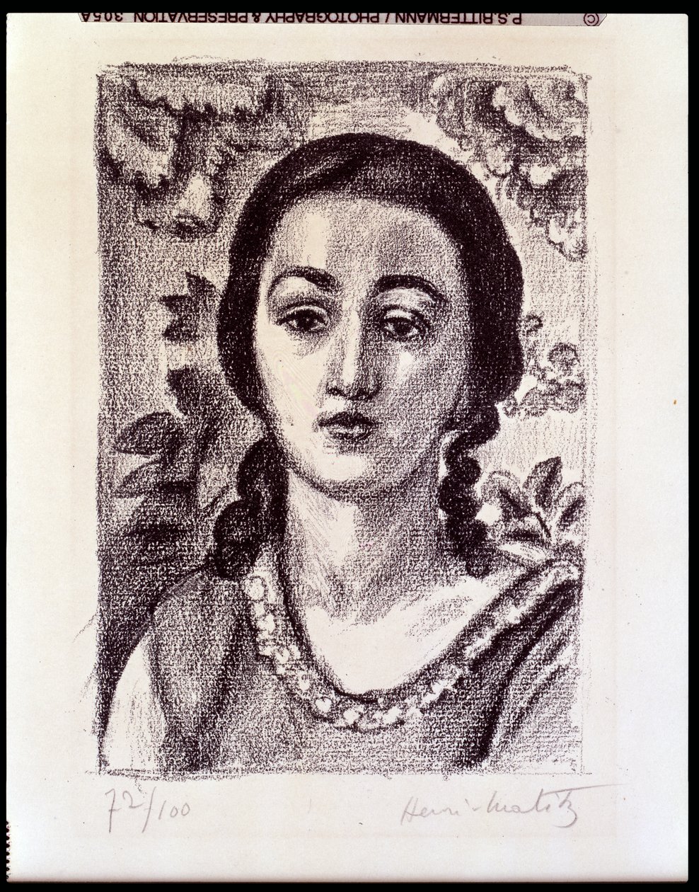 Mladá dívka s hnědými kadeřemi od Henri Matisse