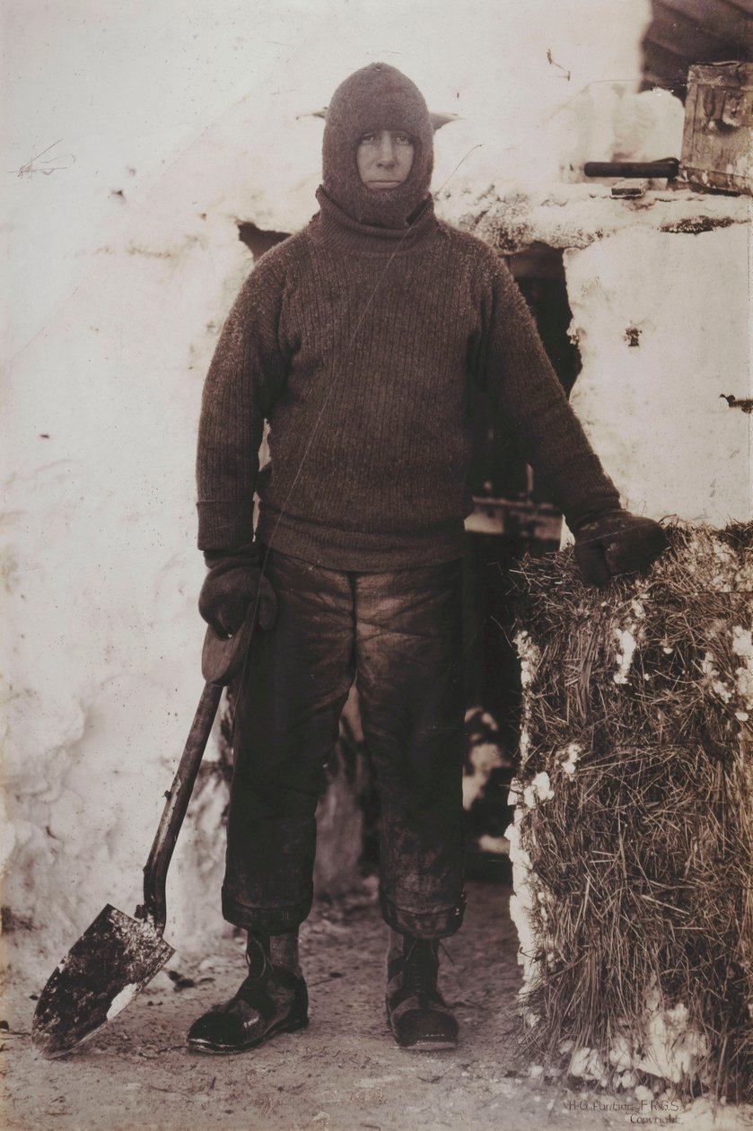 Kapitán L.E.G. Oates u dveří stáje od Herbert Ponting