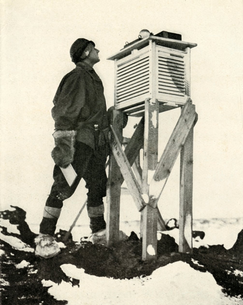 Dr. Wilson sleduje první zaznamenané paprsky slunečního světla, c1911, 1913 od Herbert Ponting