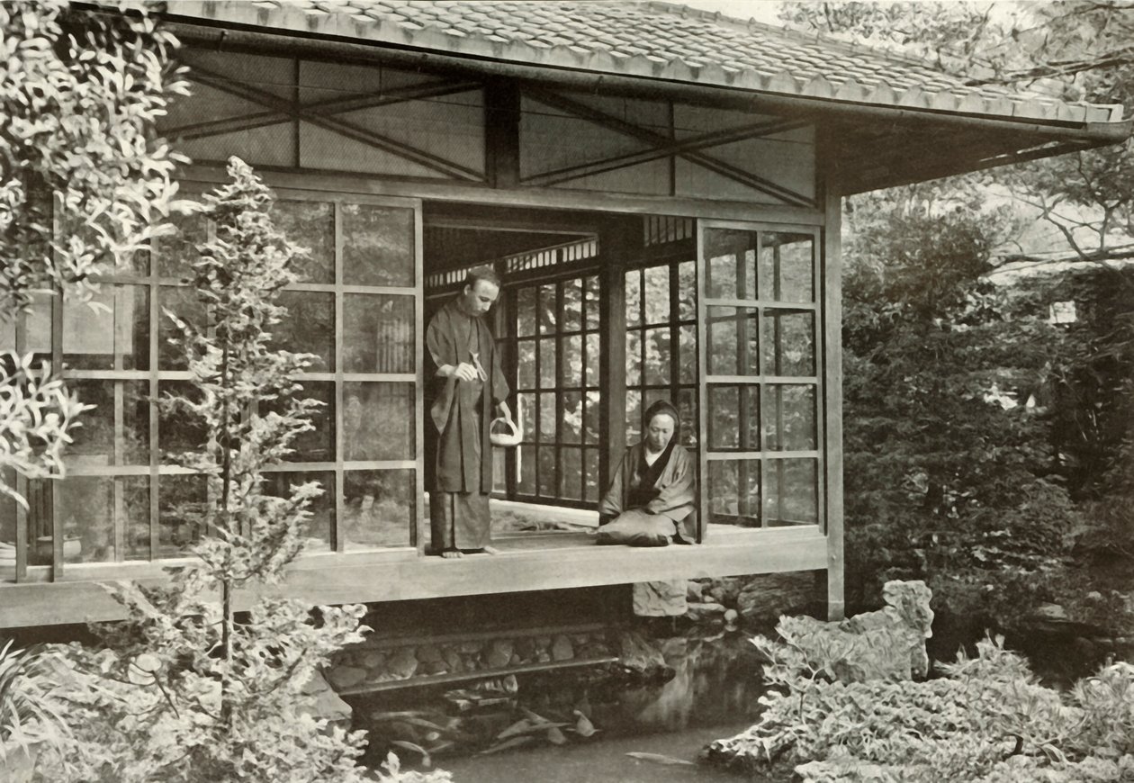 Namikawa San Feeding His Carp, 1910. od Herbert Ponting
