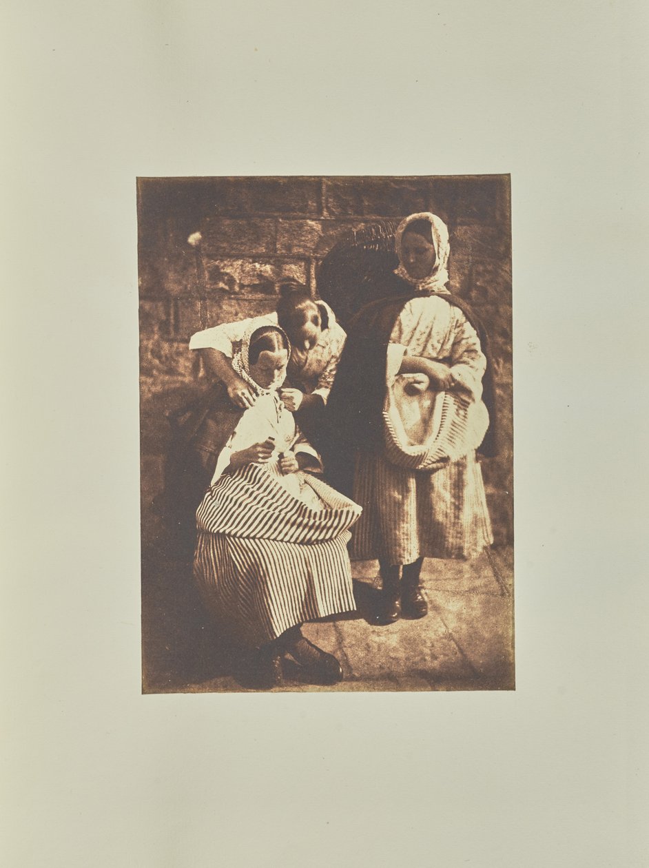 [Marion Finlay, paní Margaret (Dryburgh) Lyall  paní Grace (Finlay) Ramsay]. od Hill and Adamson