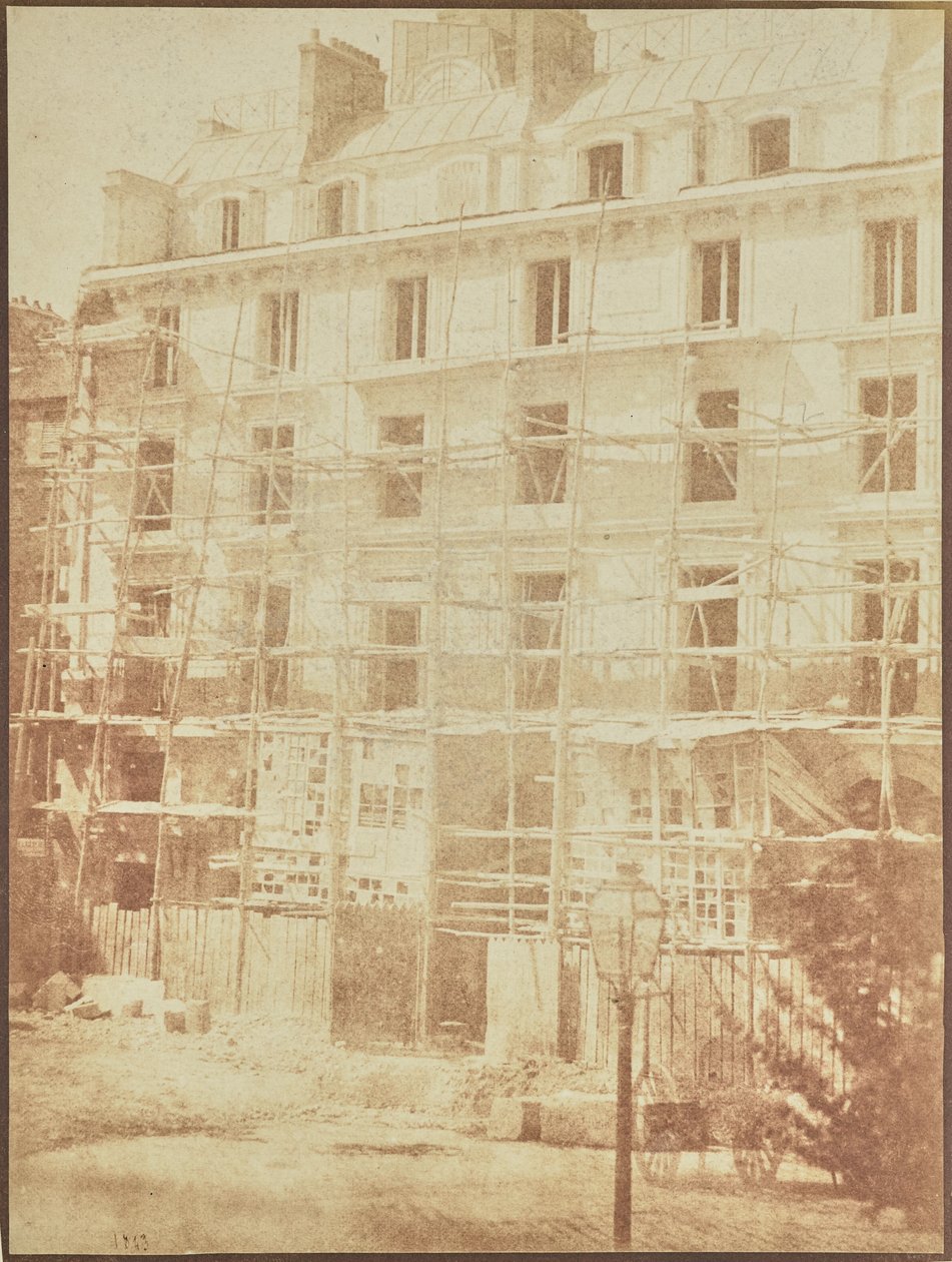 [Stavba Galerie de la Madeleine, Place de la Madeleine]. od Hippolyte Bayard