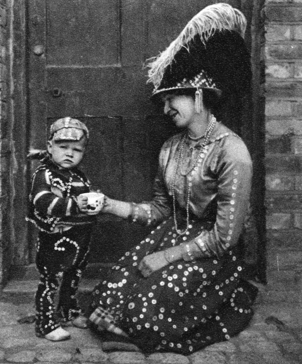 Pearly Queen a Pearly Prince, Londýn, 1926-1927 od Hoppe