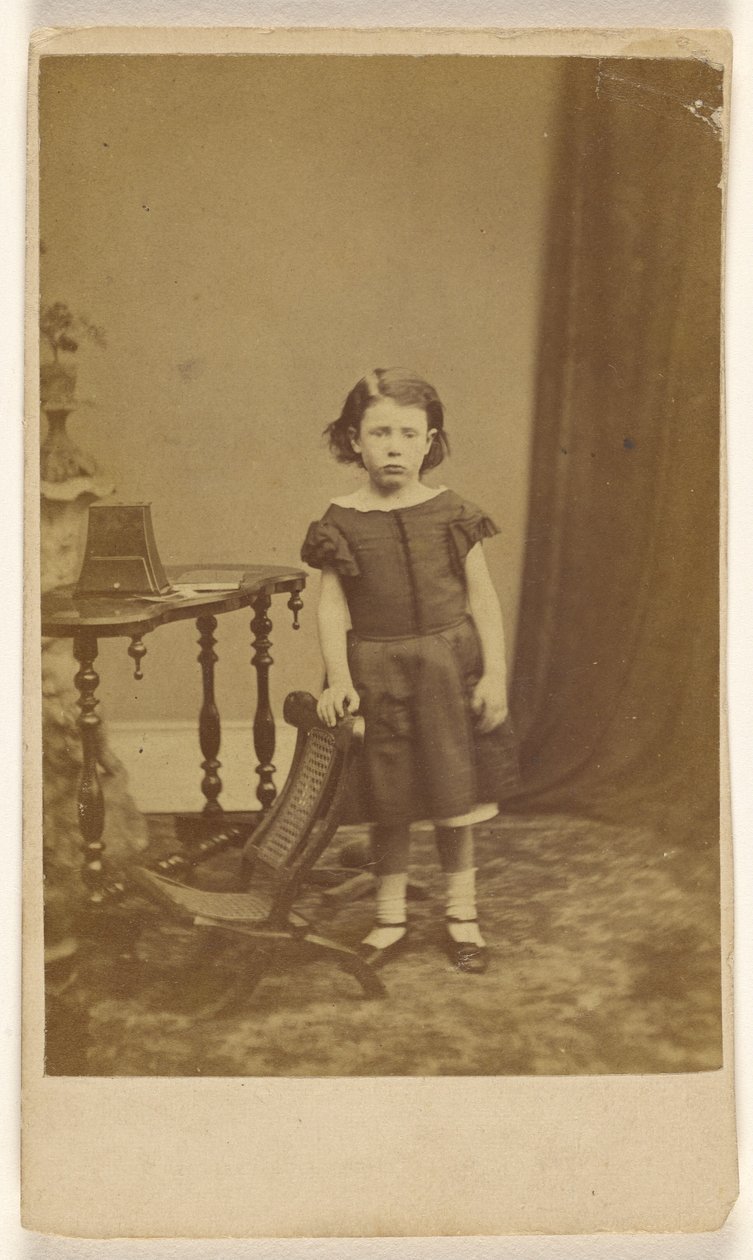 D.A. Totter [malá dívka, stojící] od I. Clarke