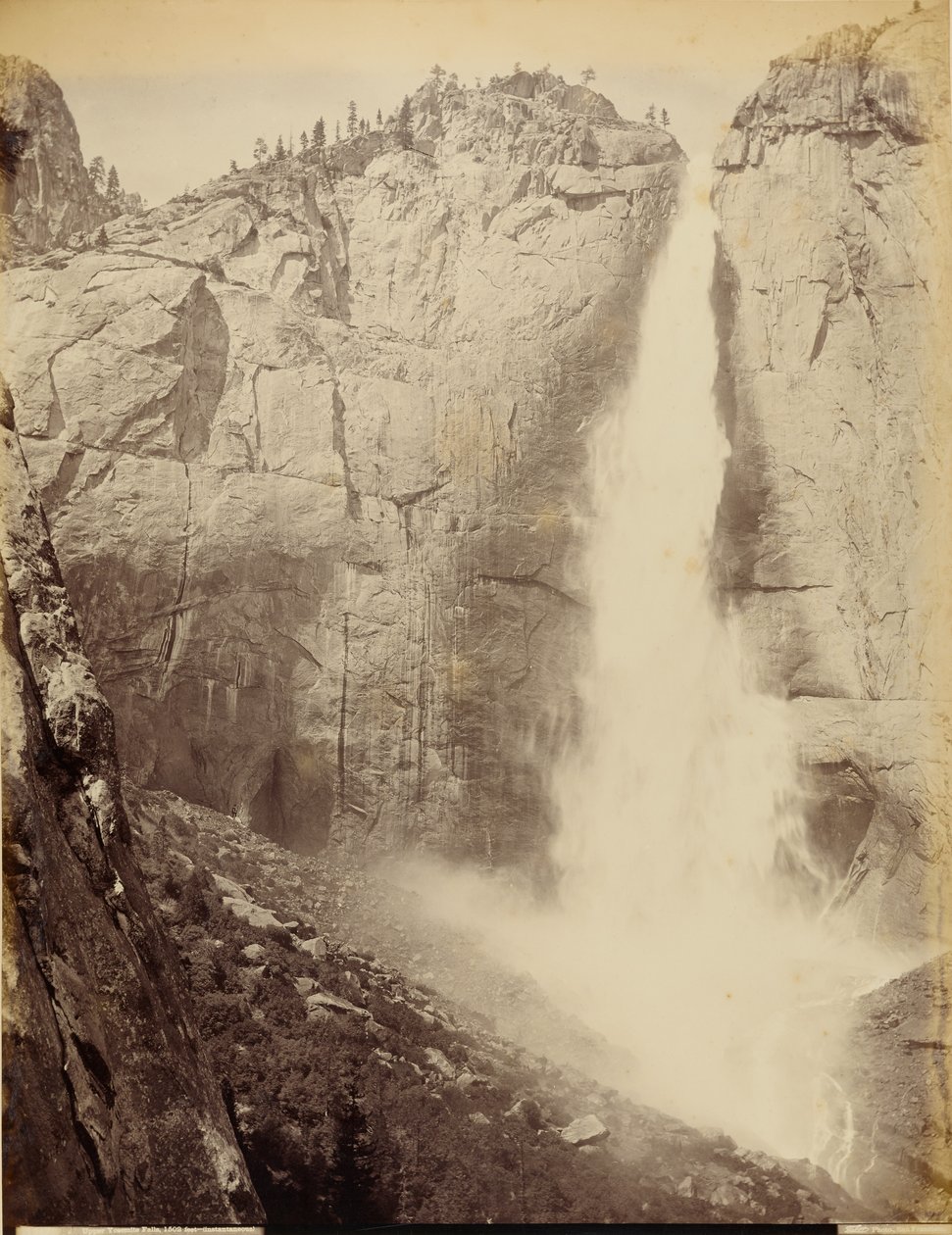 Horní Yosemitské vodopády, 1502 stop - (okamžitý) od I. W. Taber