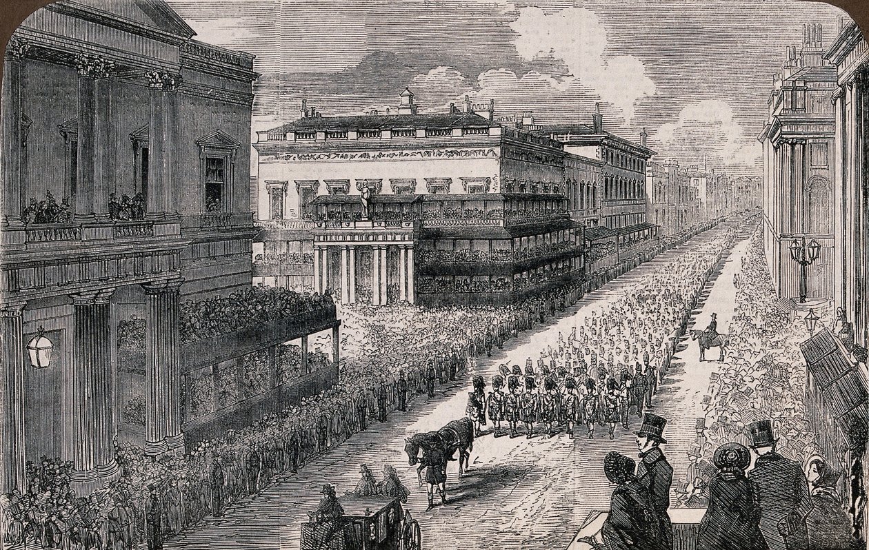 Pohřeb zesnulého vévody z Wellingtonu - průvod v Pall-Mall, 1852 S3 V0042000 V0042526 od Illustrated London News