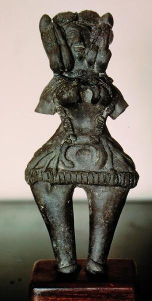 Postava bohyně matky, Mauryan, z Uttar Pradesh (kámen) od Indian
