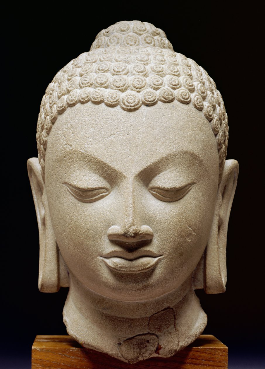 Hlava Buddhy, kultura Sarnath, 500 n. l. (žlutohnědý pískovec) od Indian School