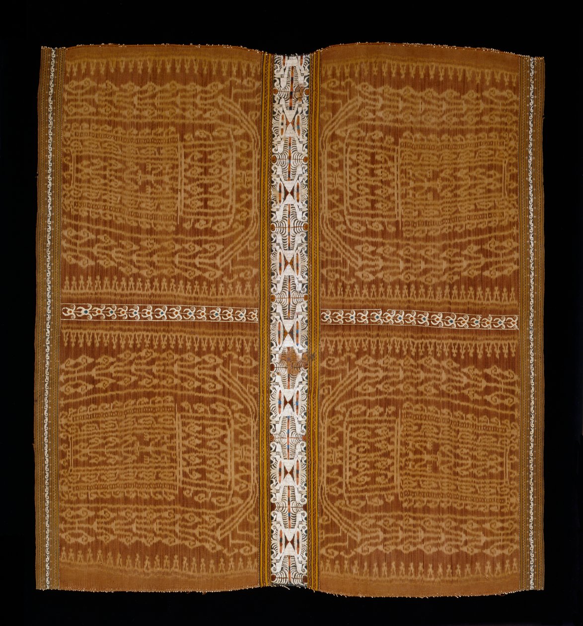 Slavnostní sukně, Sumatra (hedvábí a vyšívaná bavlna) od Indonesian School