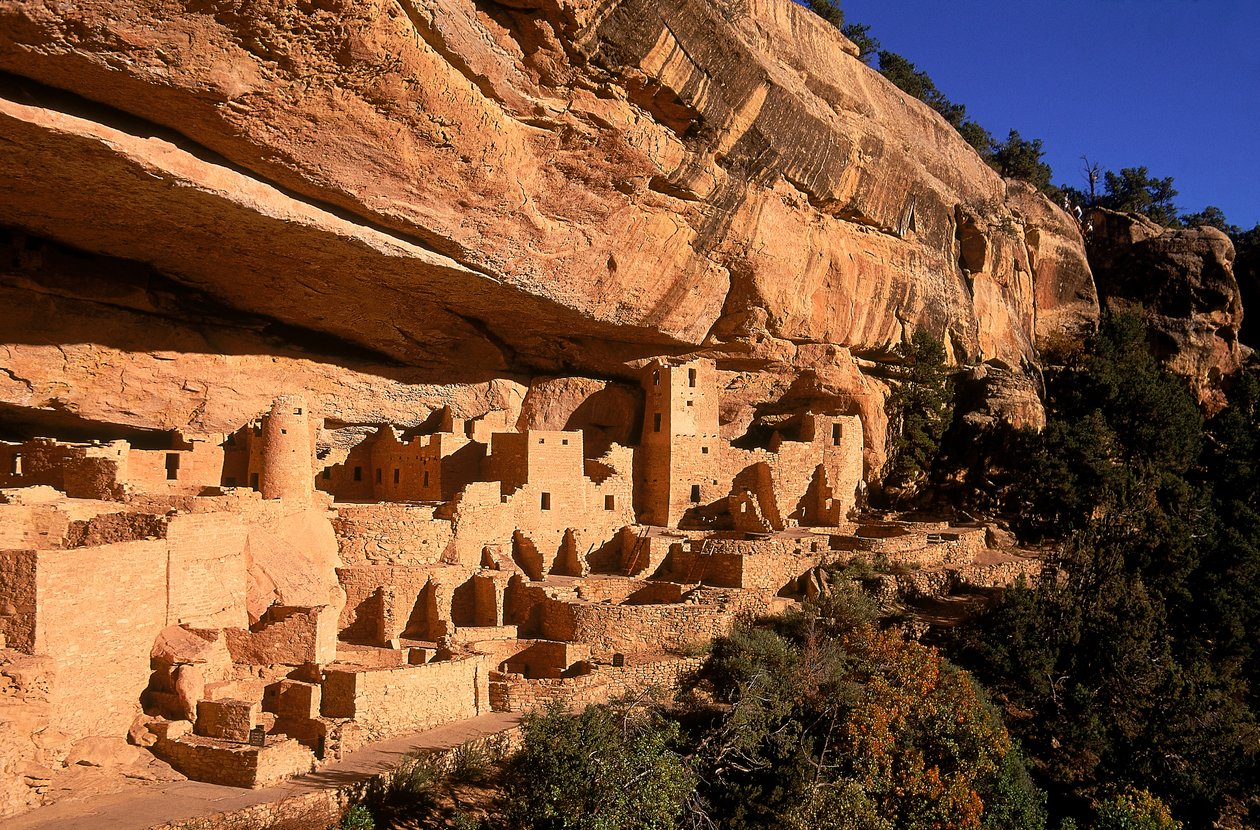 Mesa Verde je národní park Spojených států amerických, který se nachází v jihozápadním cípu Colorada. od Ira Block