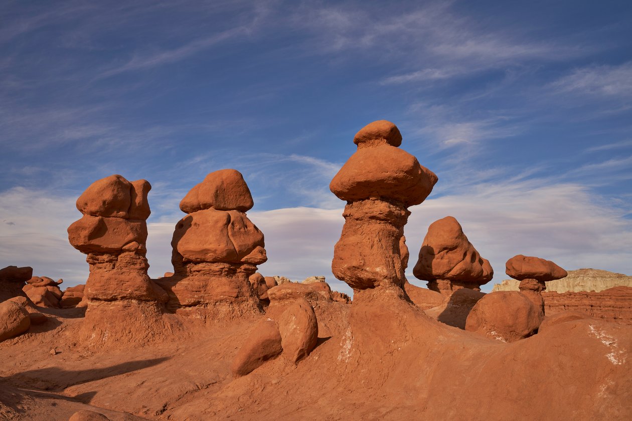 Skalní útvary ve státním parku Goblin Valley v Utahu, 2020 (foto) od Ira Block