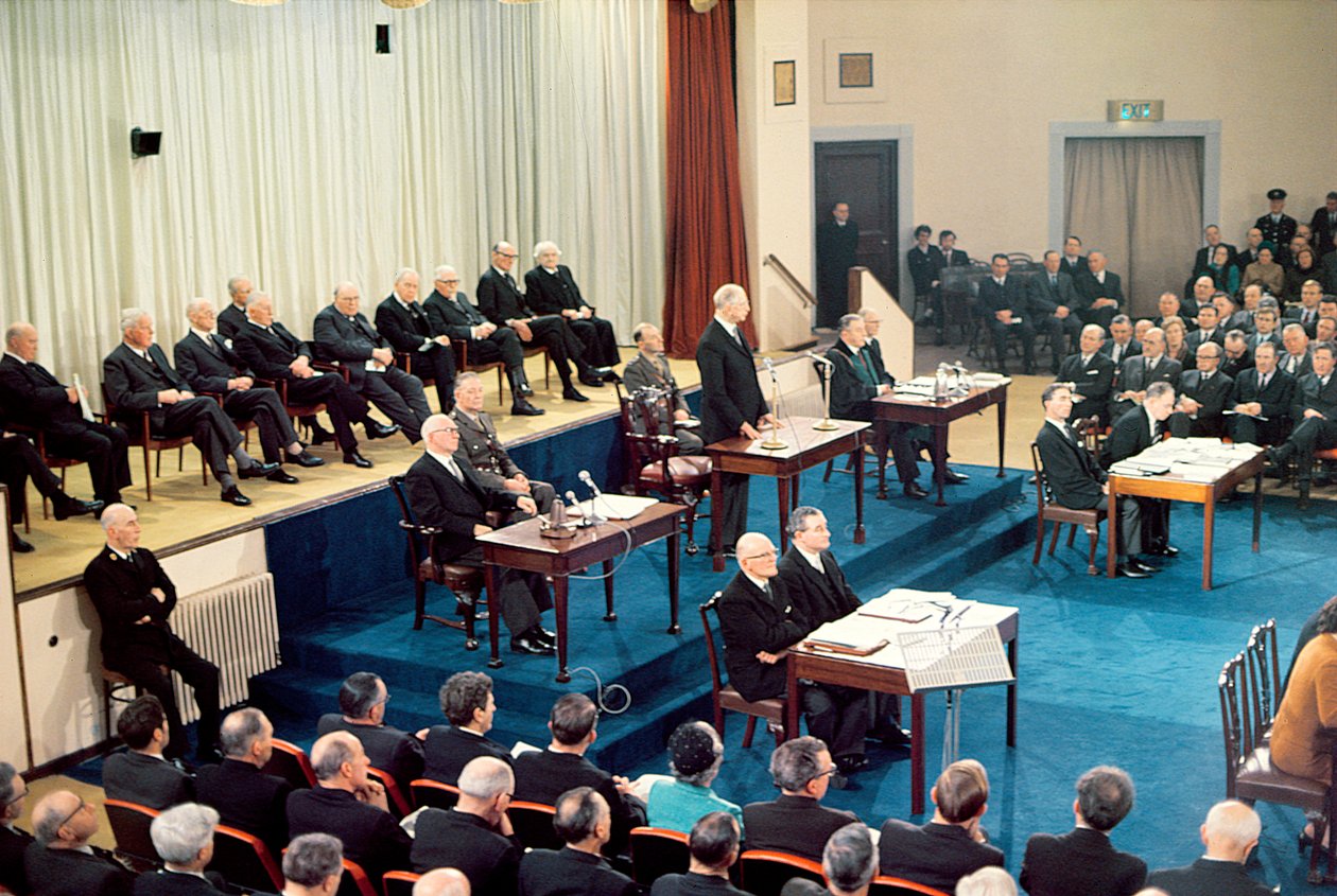 Prezident Eamon de Valera promluvil k Dailovi v Mansion House Dublin u 50. výročí zahajovacího zasedání Dails dne 21. ledna 1919, 1969 od Irish Photographer