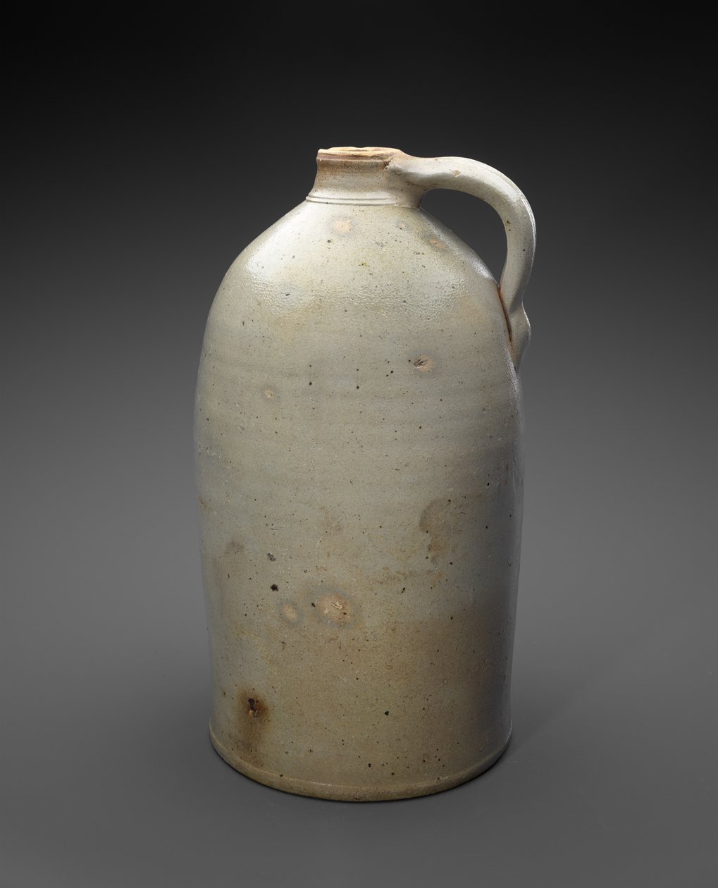 Džbán, c. 1873-1882 (solně glazovaná kamenina) od Isaac Suttles Pottery