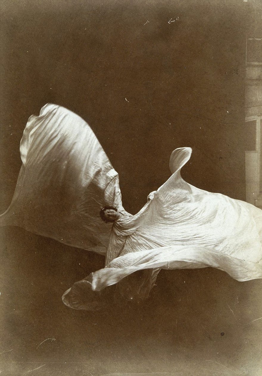 Loie Fuller v Bílém tanci, 1897 od Isaiah West Taber