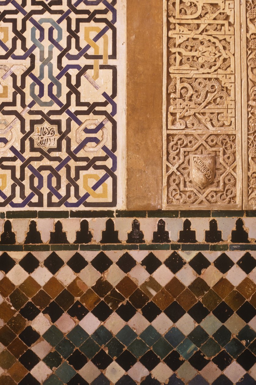 Detail designu dlaždic na terase de Mexuar (keramika) od Islamic School