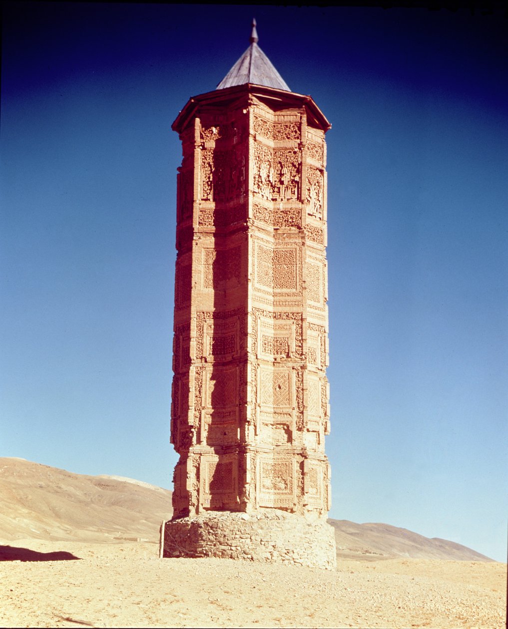 Minaret Mashud III (1089-1115) od Islamic School