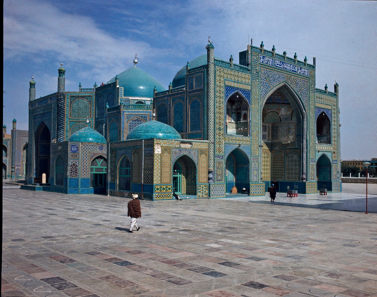 Pohled na modrou mešitu (neboli Ali Mosquee) 12.-15. století. od Islamic School