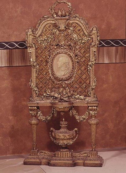 Krbová zástěna od Bonzaniga, vyřezávaná a zlacená, 1775 od Italian School