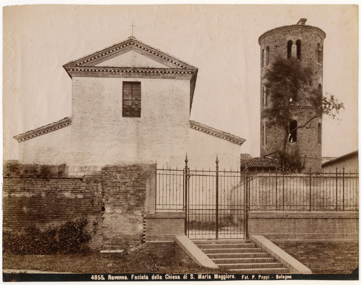 Kostel St Mary Major, Ravenna, Emilia-Romagna, Itálie, fotografie Pietro Poppi, Bologna, ca 1900 od Italian Photographer
