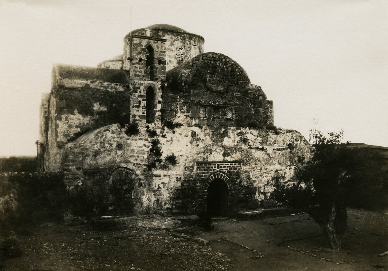 Klášter Agios Varnavas, Engomi, Kypr, fotografie Camille Enlart, Paříž od Italian Photographer