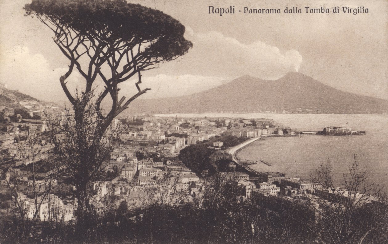 Neapol - Neapol, panorama od Vergiliovy hrobky (čb fotografie) od Italian Photographer