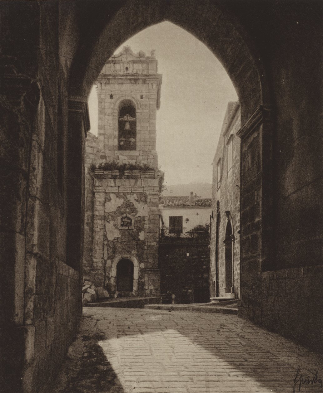 Sicílie / Sicilia: Le Madonie, Petralia (čb fotografie) od Italian Photographer