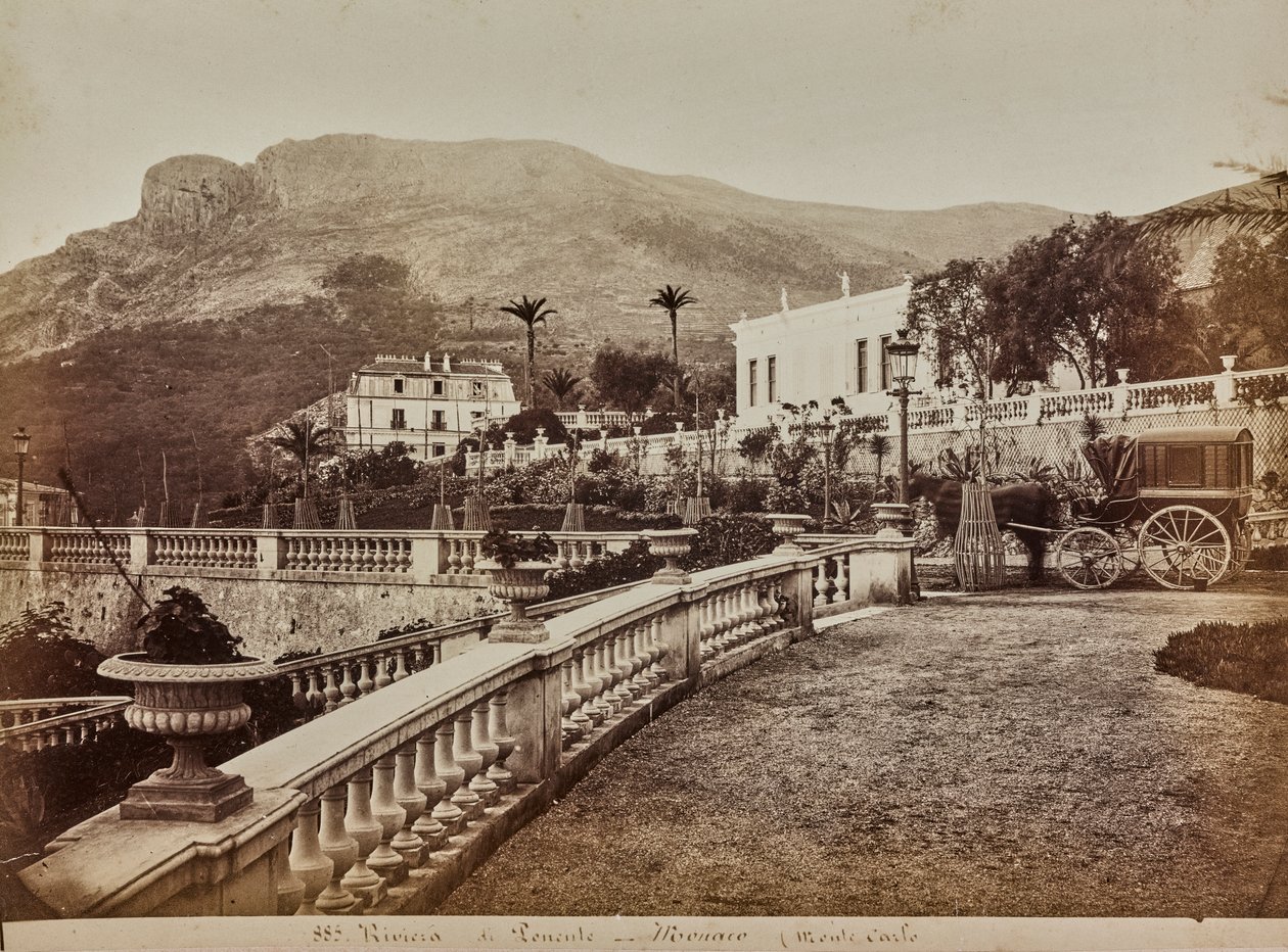 Vila s terasovitou zahradou v Monte Carlu v Monackém knížectví od Italian Photographer