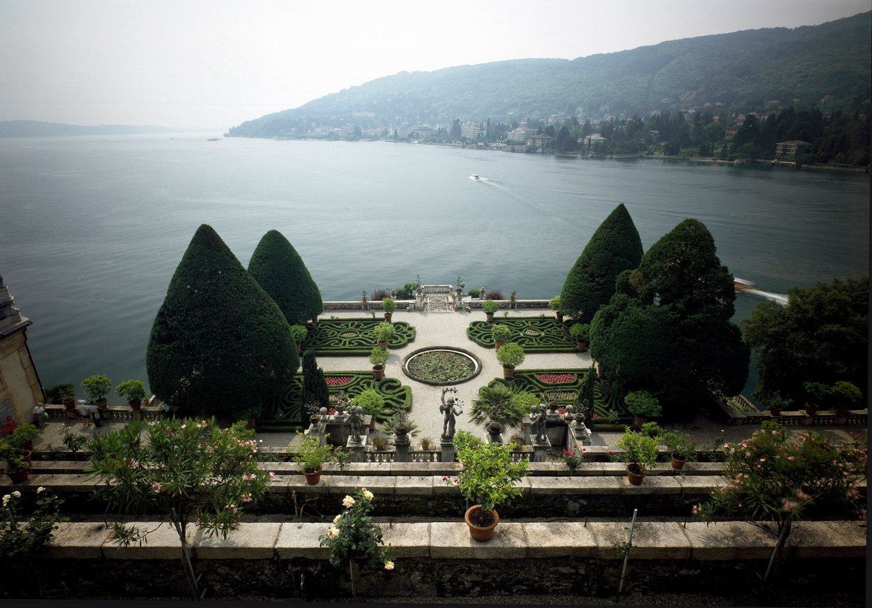 Barokní palác Vitaliano I Borromeo z roku 1632, Isola Bella, jezero Maggiore (Lake Maggiore) Itálie od Italian School