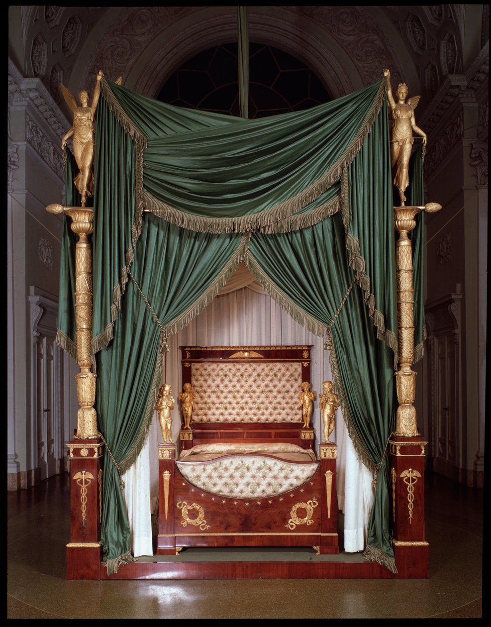 Bed of Carlo Ludovico di Borbone (Karel II. Parmský) realizuje v regionu Lucca - Postel Carlo II. di Parma (Karel II. Bourbon-Parma) (1799-1883) z výroby Lucca - Florencie, Palazzo Pitti od Italian School