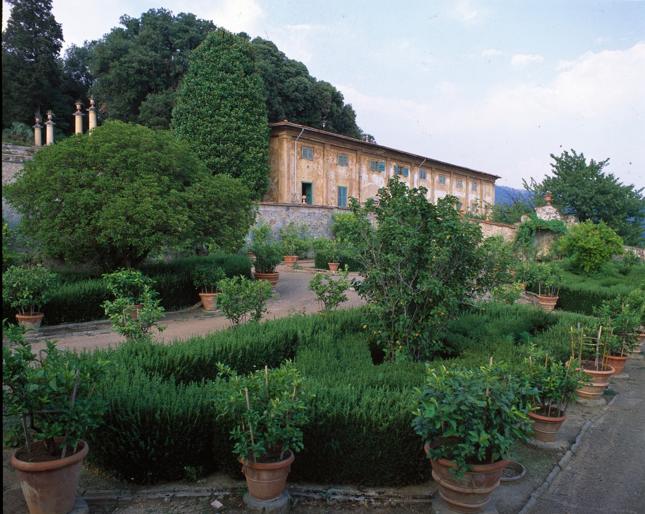 Limonaia a zahrada, Villa di Celle od Italian School