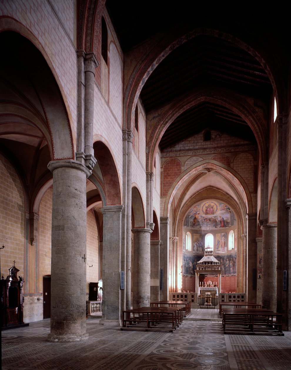 Loď katedrály svaté Marie od Italian School