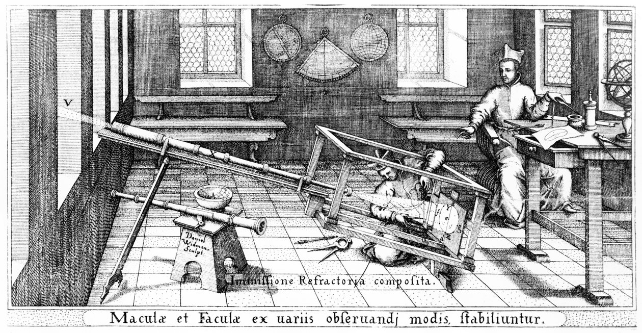 Promítání obrazu Slunce přes refrakční dalekohled za účelem studia slunečních skvrn, ilustrace z Rosy Ursiny od Christopha Scheinera, publikovaná v roce 1630 od Italian School