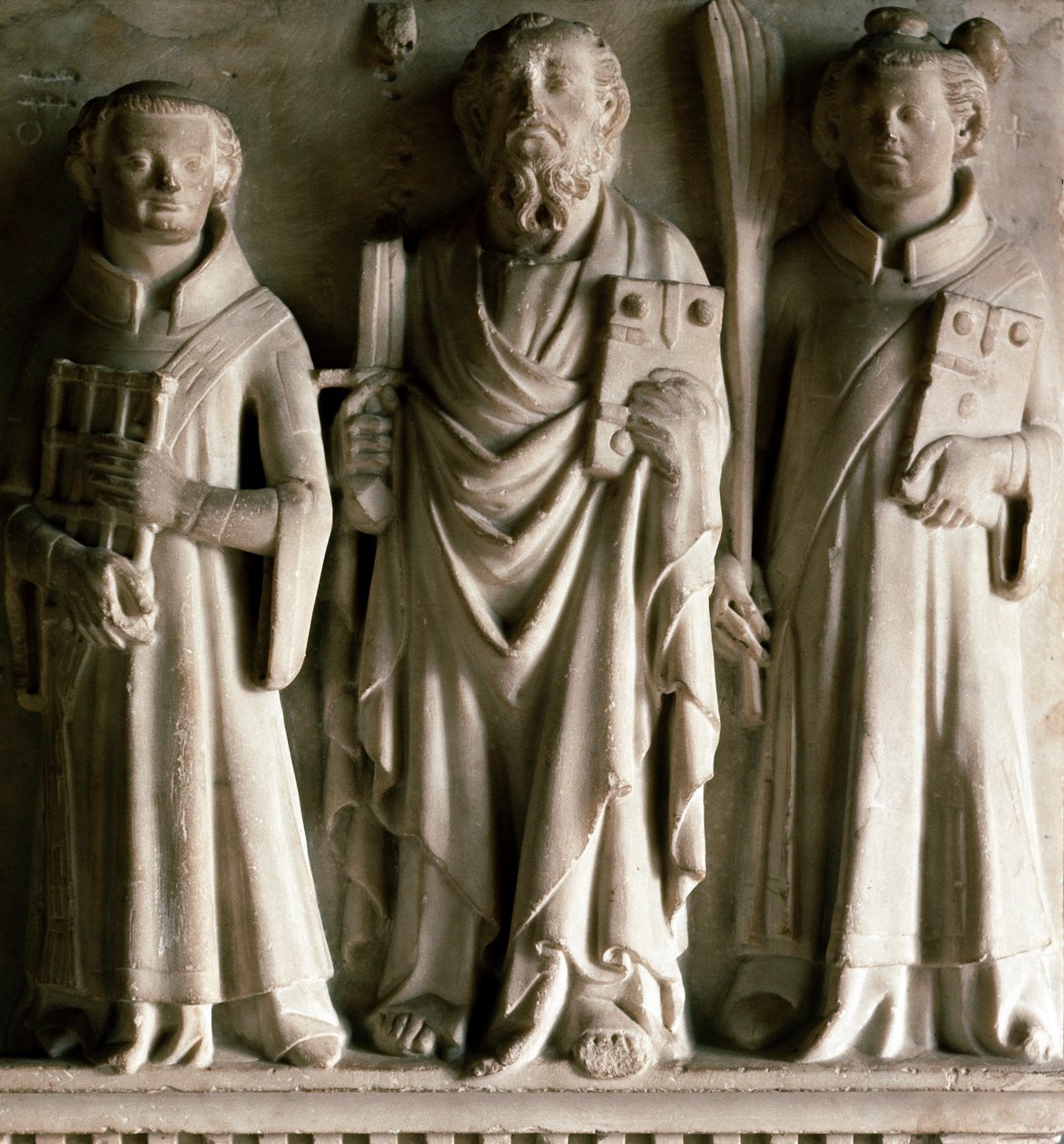 Reliéf Saint Paul, Saint Laurent a Saint Etienne Bas ze školy Campione. Z Castelsepria v Itálii. Milán 14. století, museo d