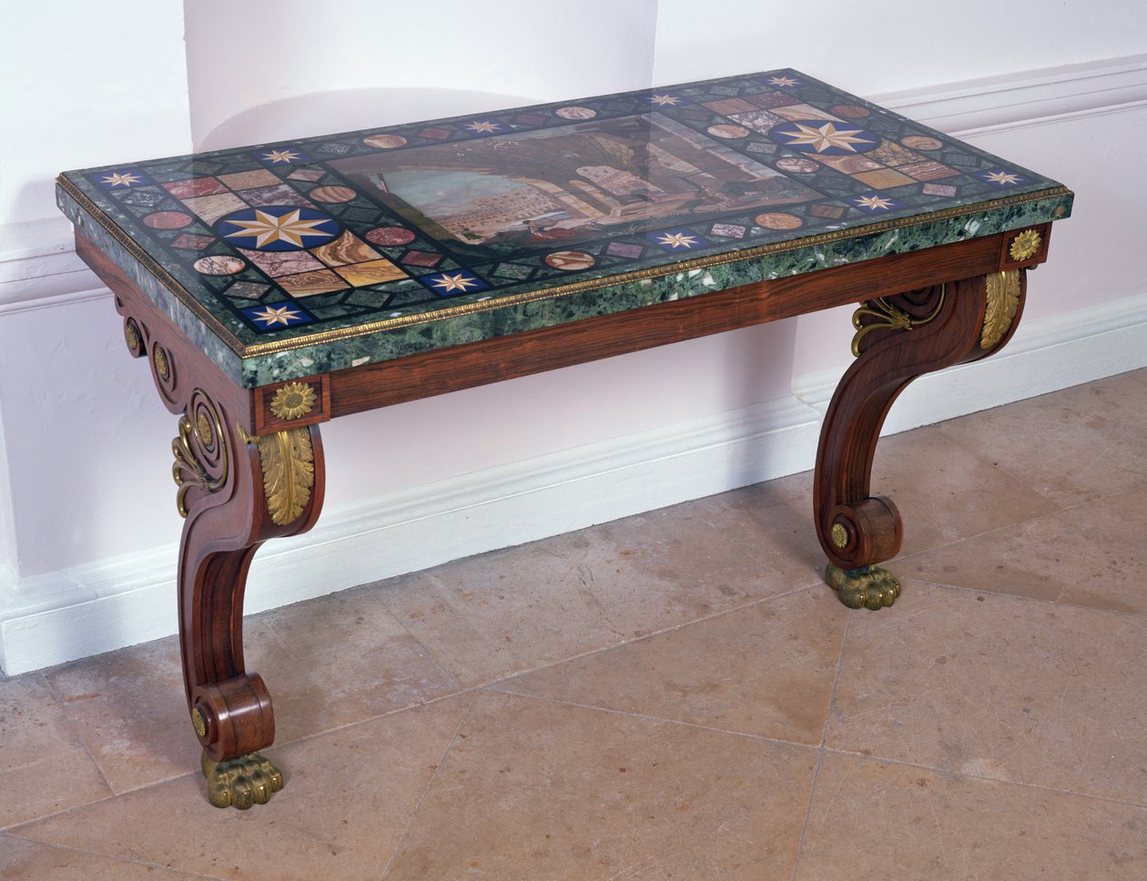 Stolní deska zobrazující Koloseum podle návrhu Antonia Ciocciho (fl.1722-92) (pietra dure) (pár viz 316265) od Italian School