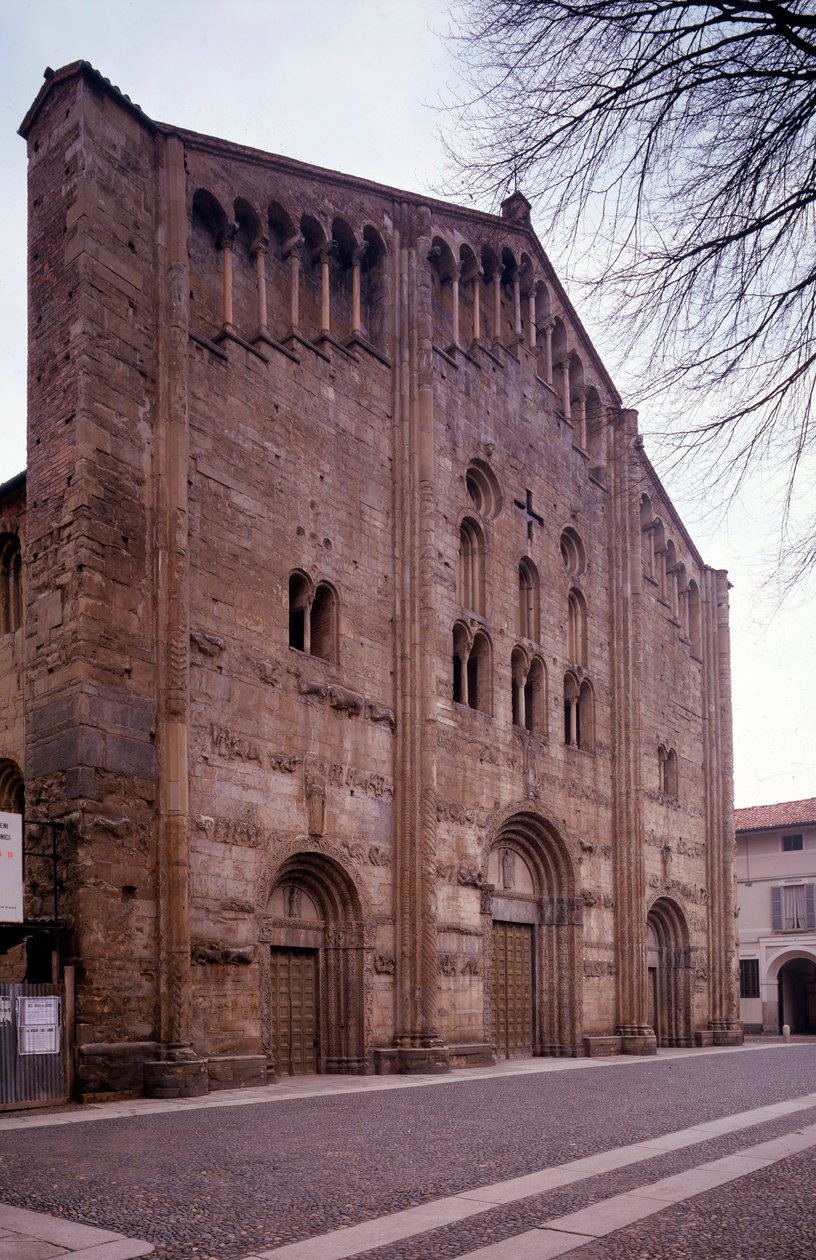Pohled na průčelí kostela St Michele Maggiore od Italian School