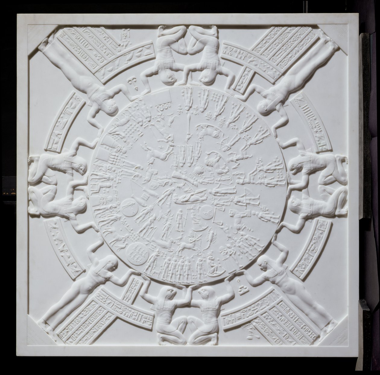 Kopie Zodiac of Dendera, ze stropu kaple v chrámu Hathor, Dendera, Egypt, 1819 (mramor) od J. J. Castex