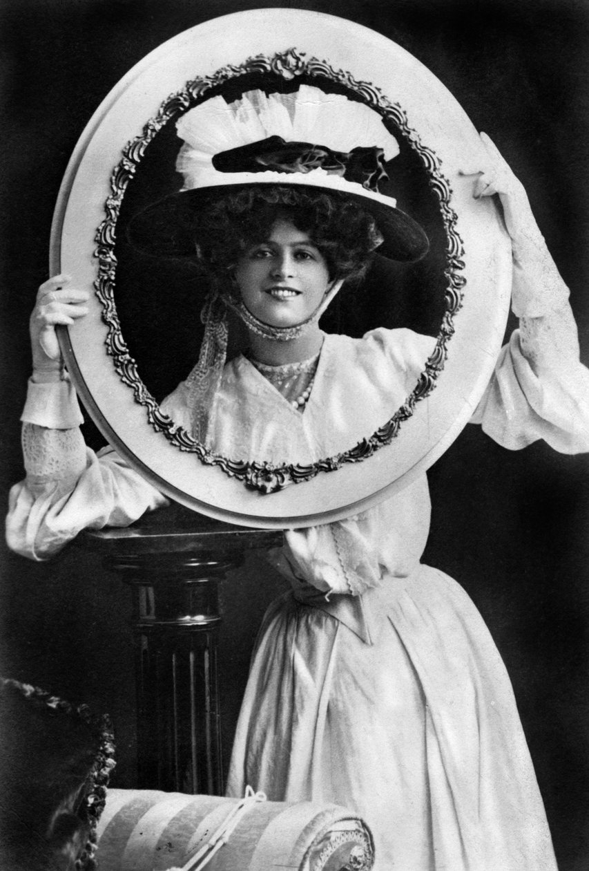 Marie Studholme 1875-1930, anglická herečka, 1904. od J. Beagles and Co.