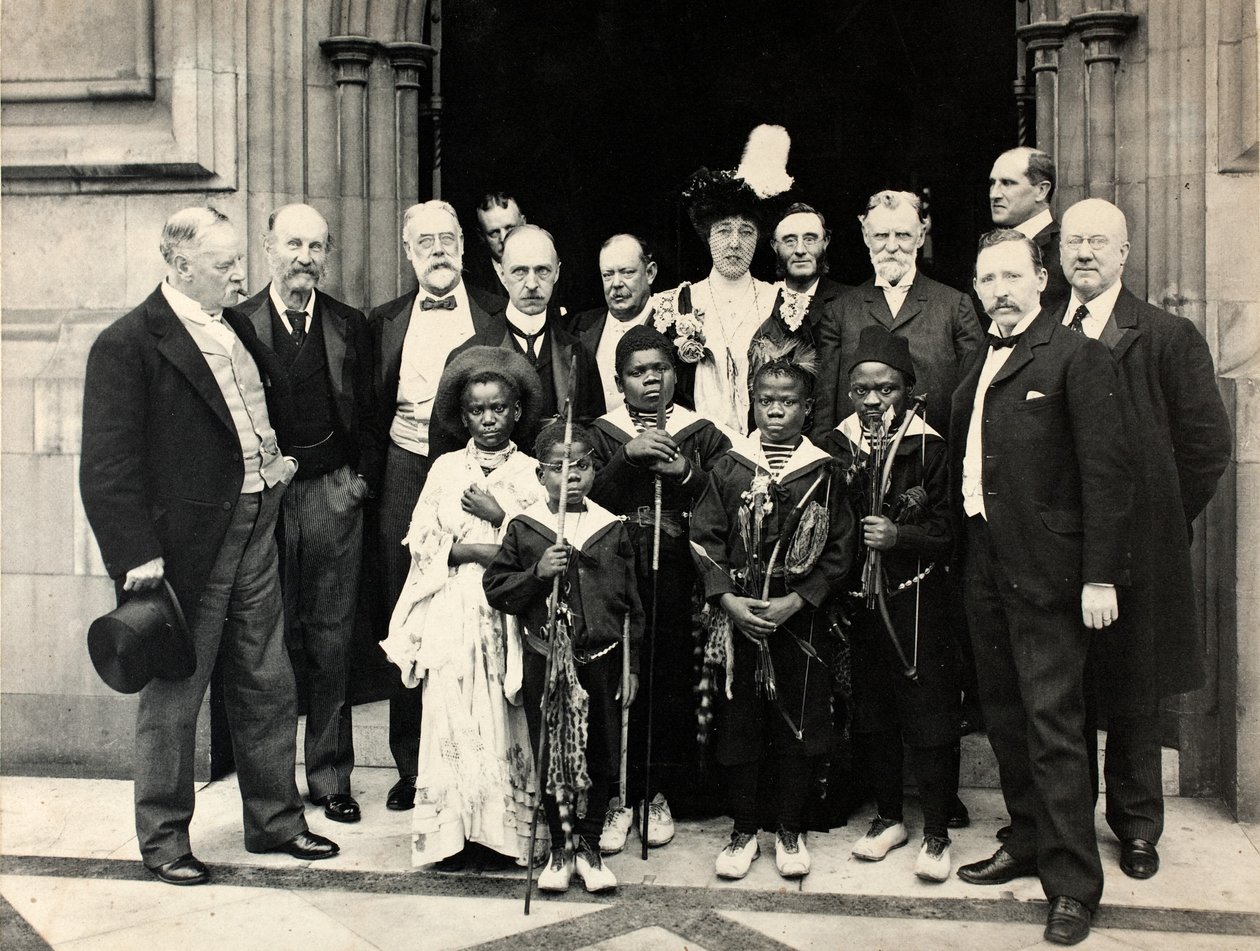 Afričtí Pygmejové v Dolní sněmovně, Londýn, 29. června 1905 (želatinový stříbrný tisk) od J. Benjamin Stone