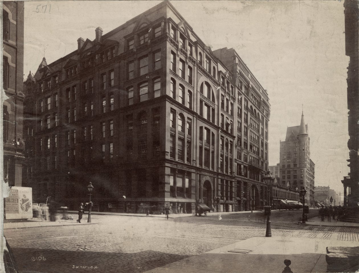 Jihovýchodní roh Dearborn a Monroe Streets, Chicago, 1890 od J. W. Taylor