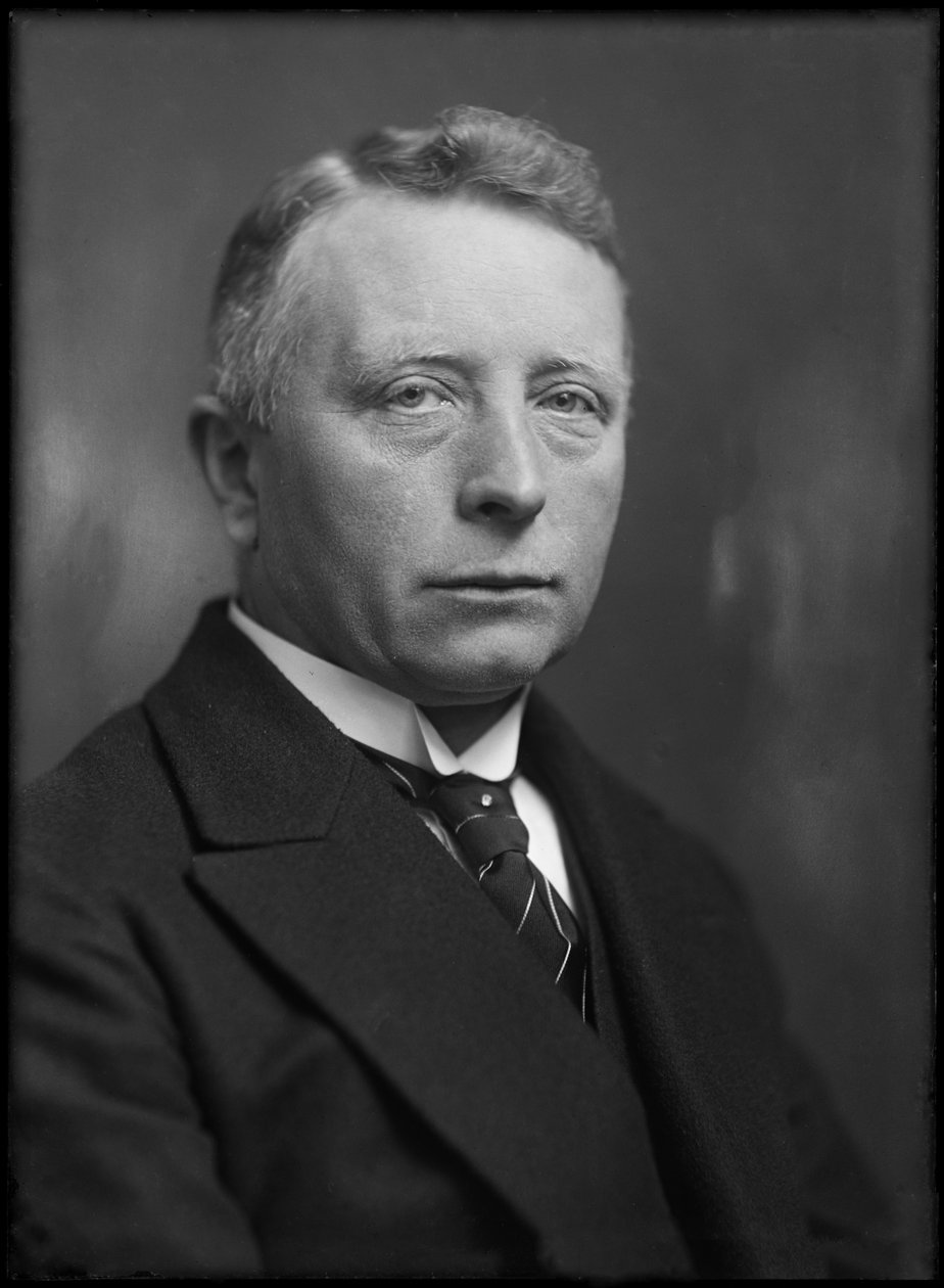 Portrétní fotografie Johana Christiaana van Eerde od Jacob Merkelbach