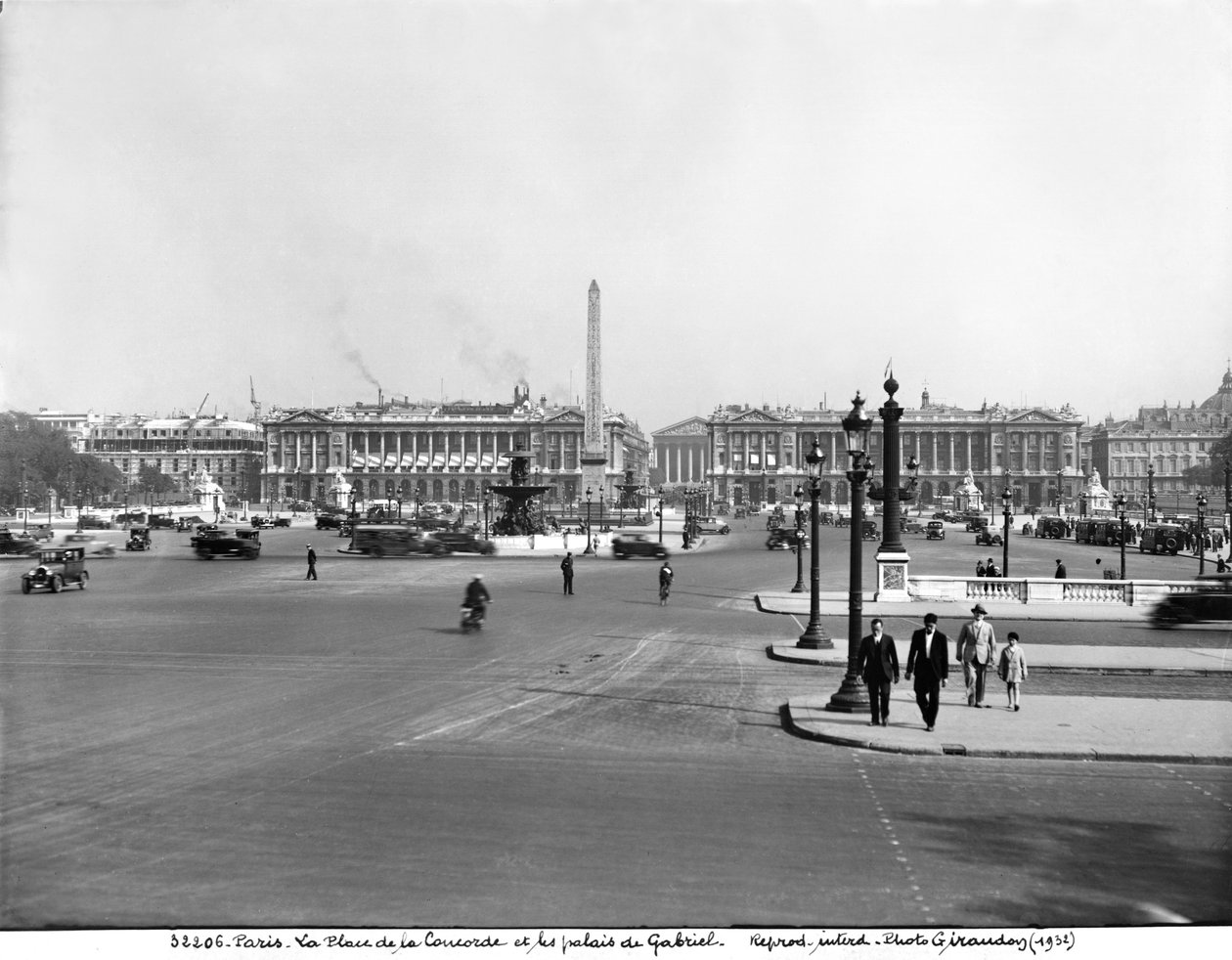 Place de la Concorde, navržený v roce 1757 od Jacques Ange Gabriel