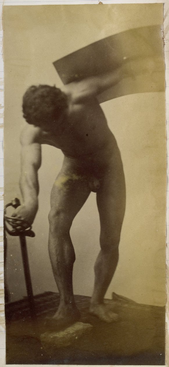Studie mužského modelu aktu, stojícího ohnutého s mečem a štítem v rukou, v ateliéru Jacquese de Lalaing od Jacques Lalaing (attributed to)