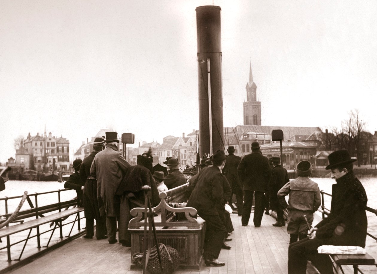 Cestující na trajektu, Laandam, 1898. od James Batkin