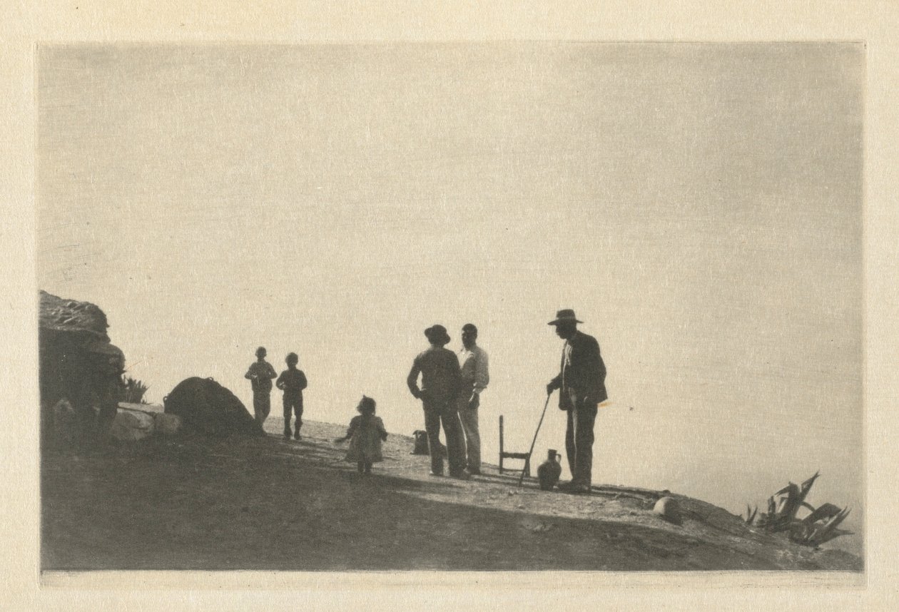 Práce s kamerou: Skupina na Hill Road - Granada, 1914. od James Craig Annan