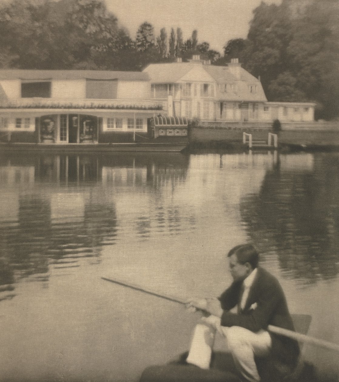Práce s kamerou: Bílý dům, 1910. od James Craig Annan