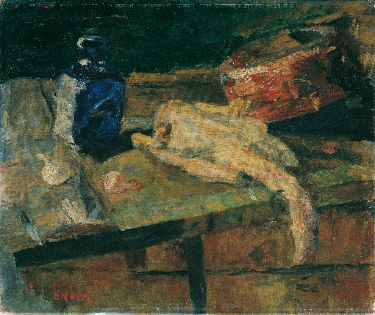 Zátiší s modrou lahví a oškubaným kuřetem od James Ensor